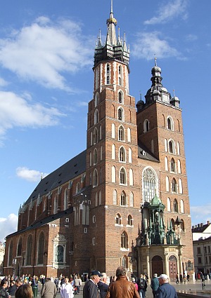 Marienkirche auf dem Hauptmarkt von Krakau